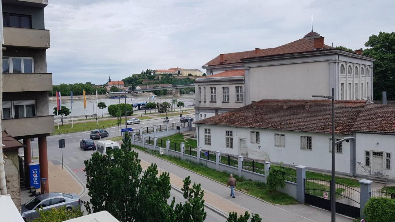 Apartman No.5 Novi Sad Esterno foto
